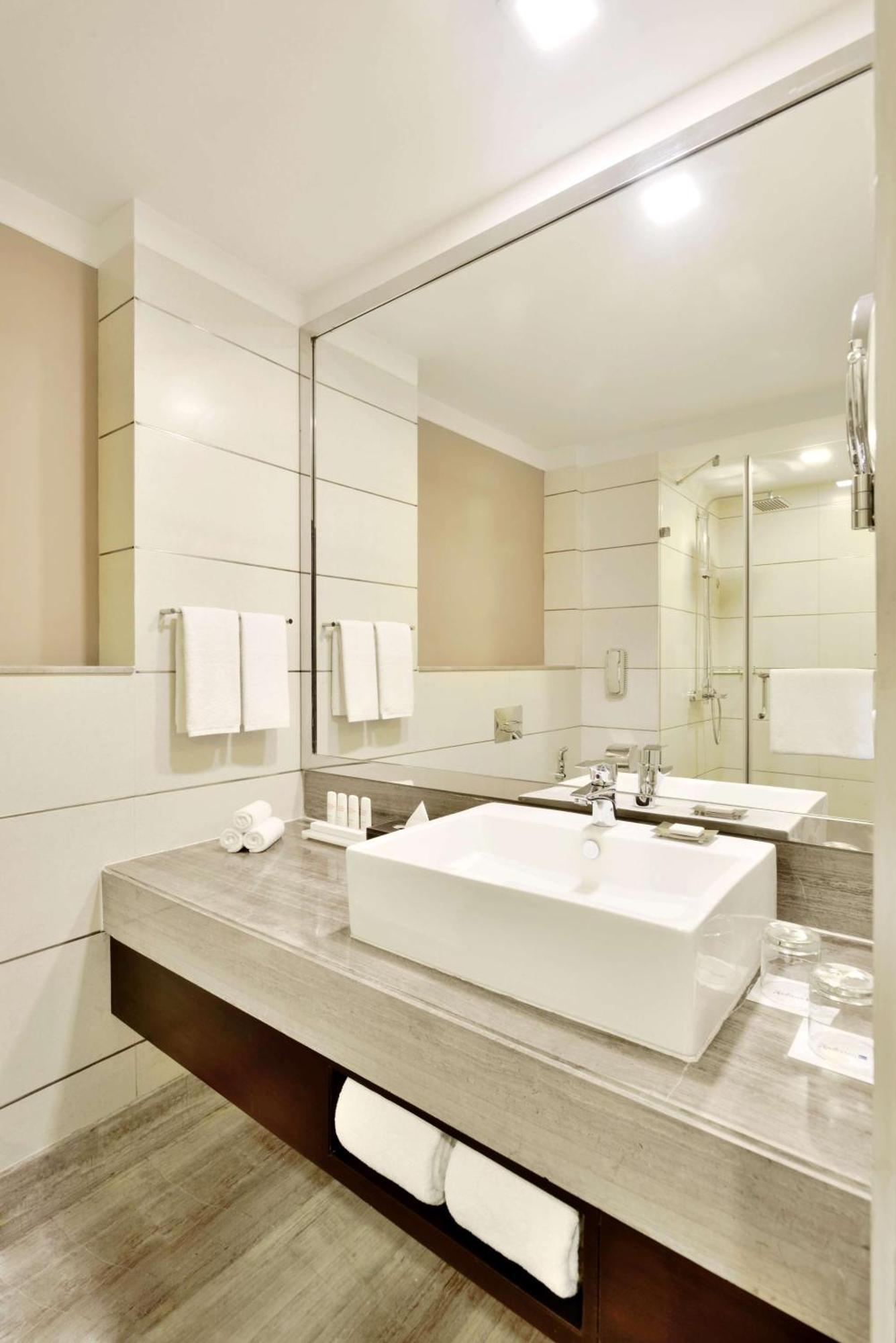Superior Room with Complimentary two pints of Beer per stay and 15% discount on Food & Beverages
