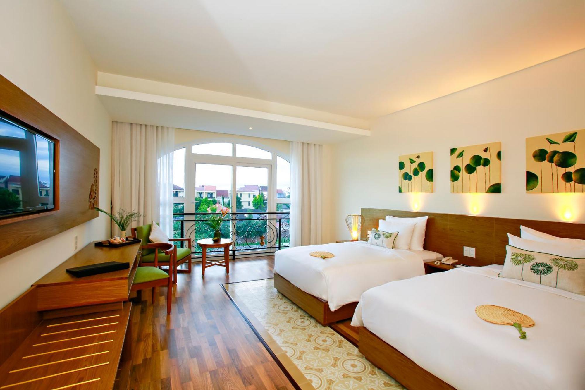 Superior Double or Twin Room City View