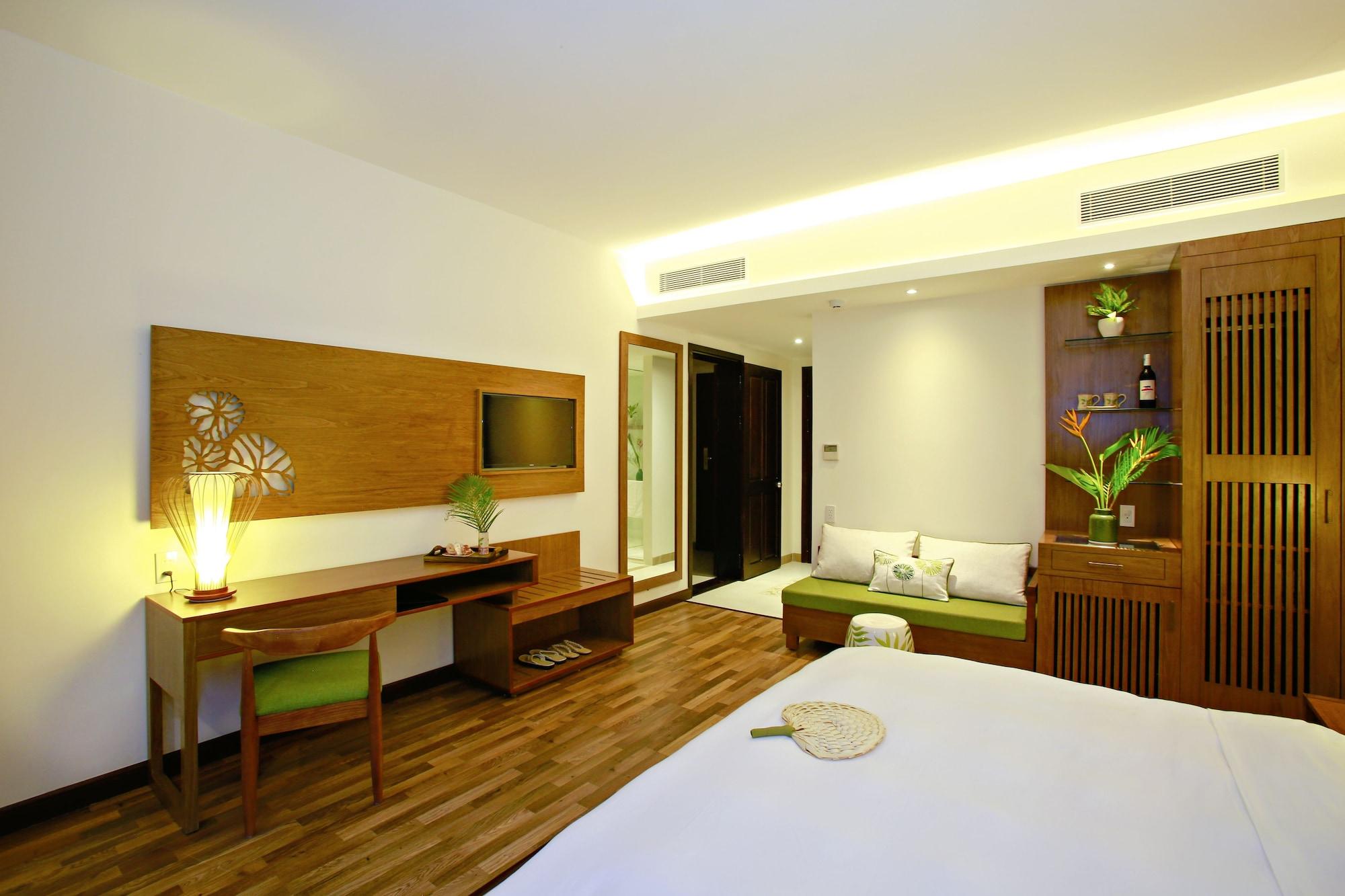 Superior Double or Twin Room City View
