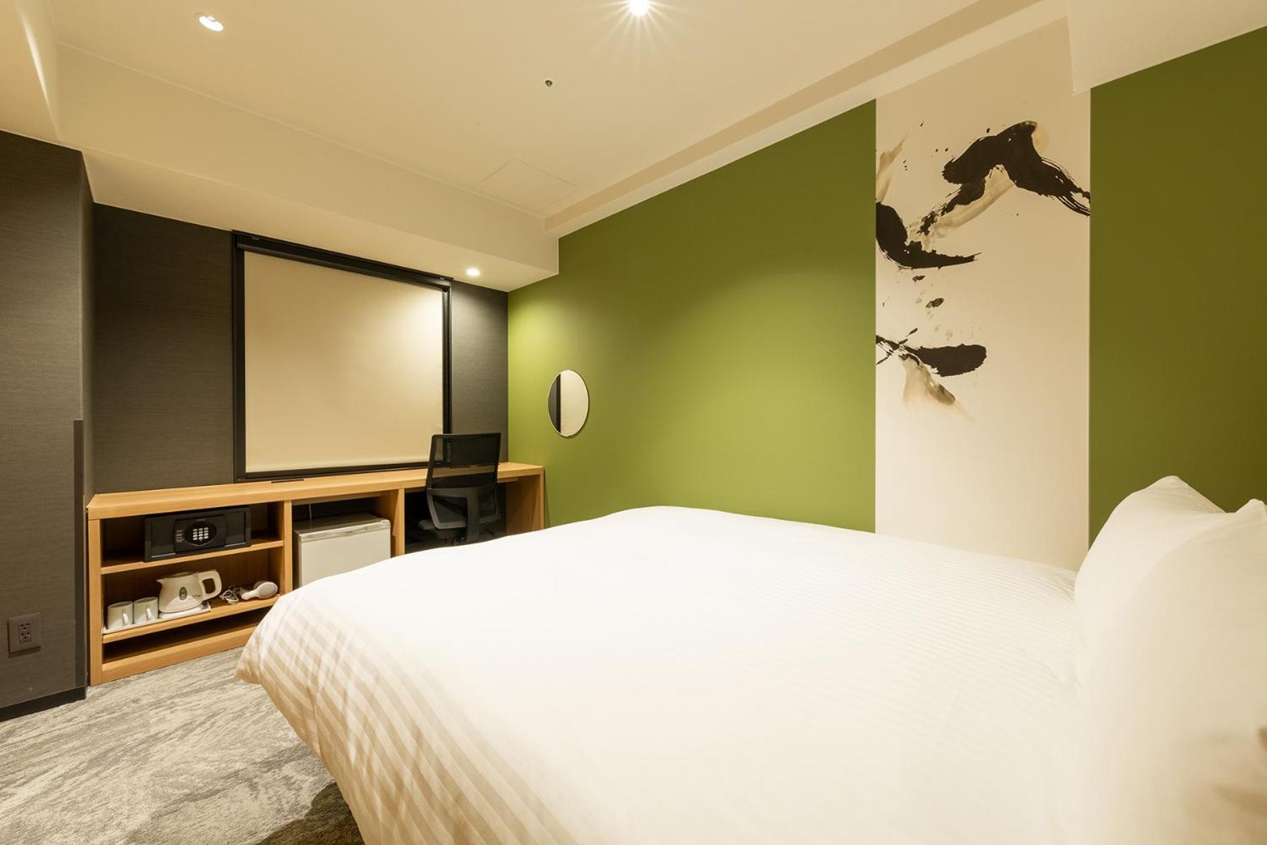 Queen Room
