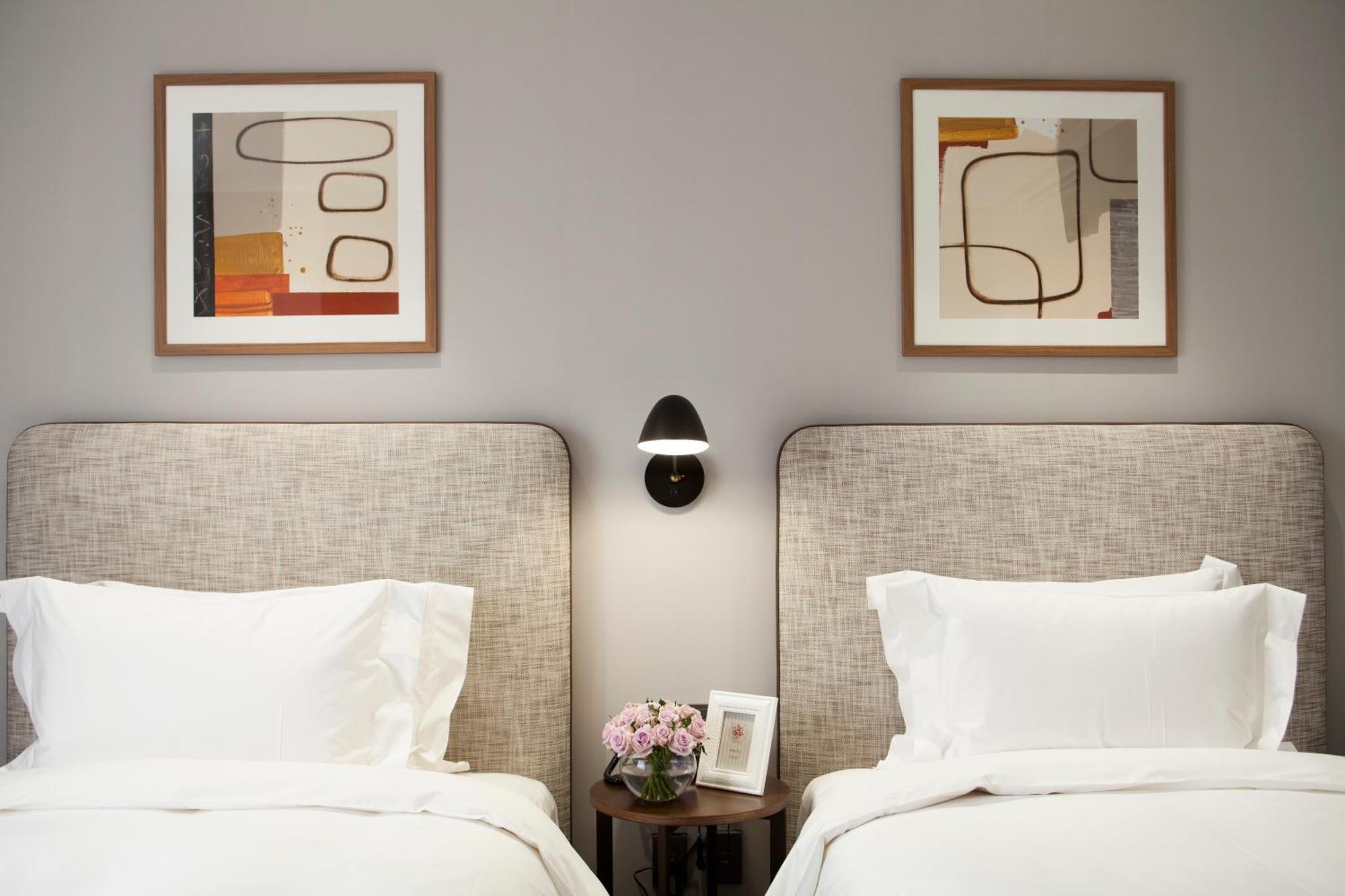 Twin Room No
