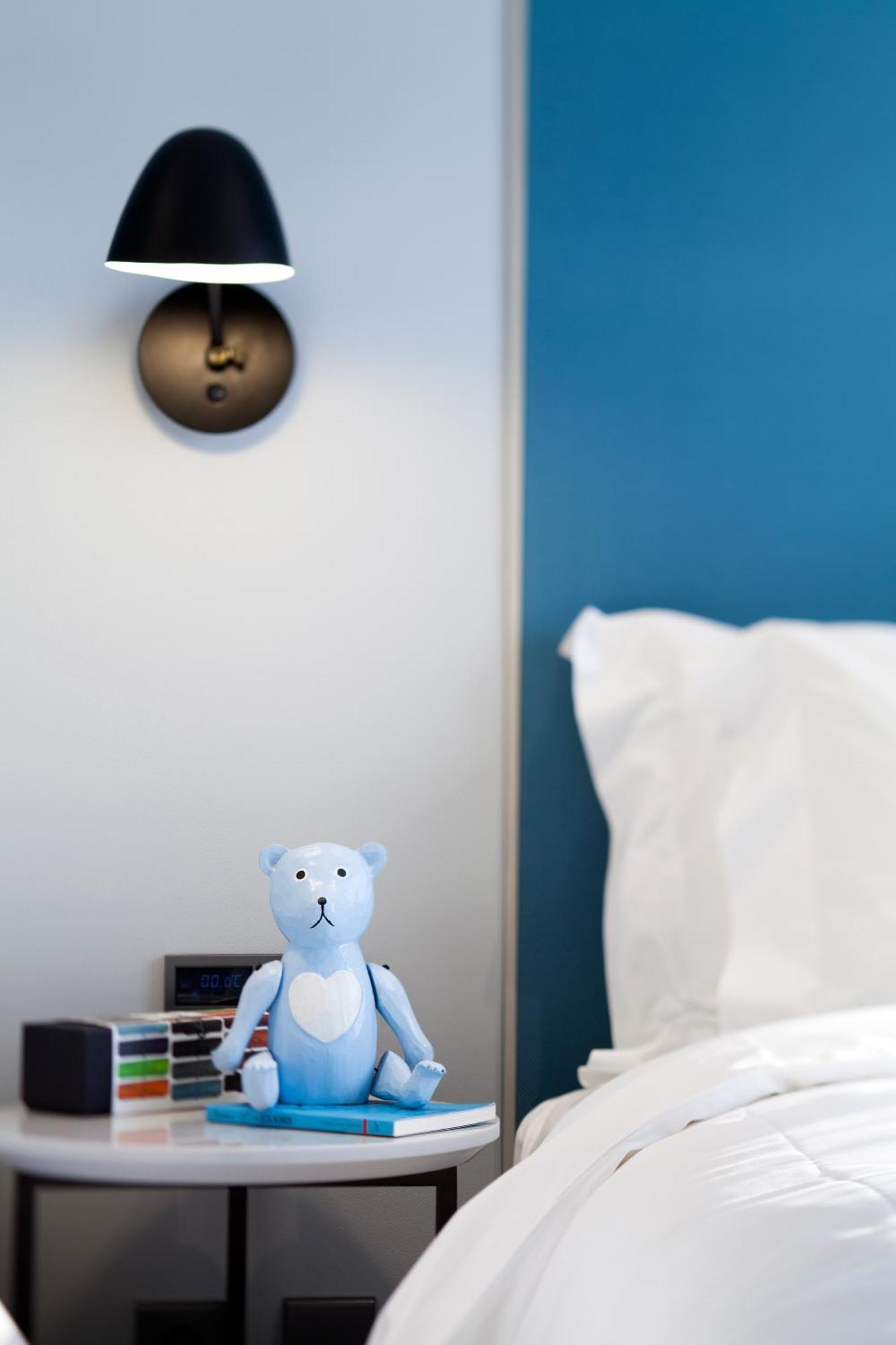Standard Twin Room No