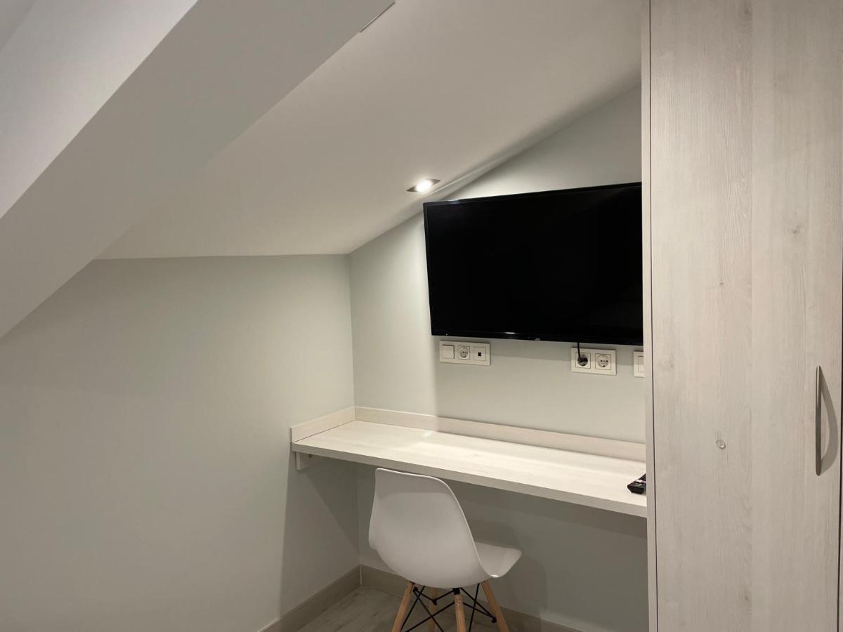Small Single Room