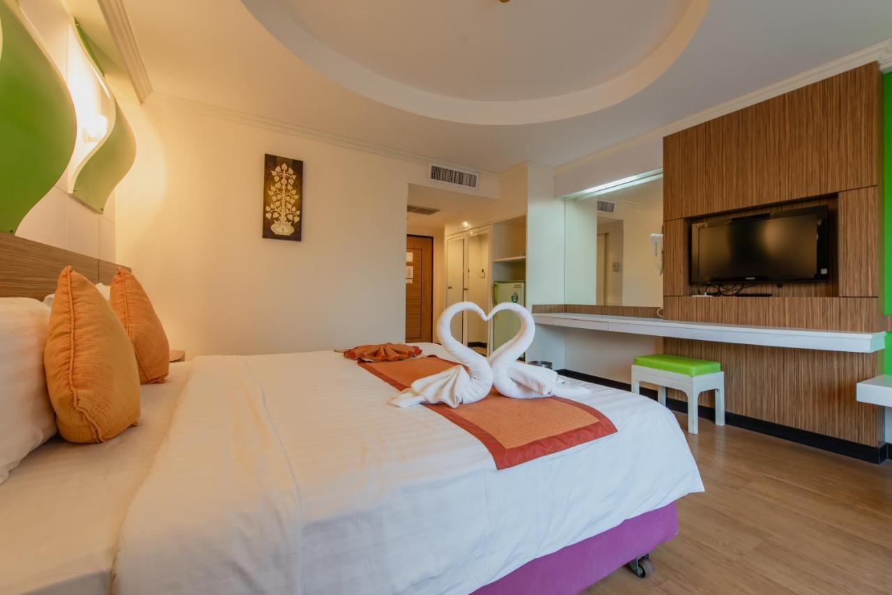 Deluxe Double or Twin Room