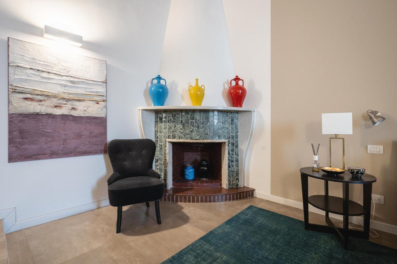 Large Double Room Chimney