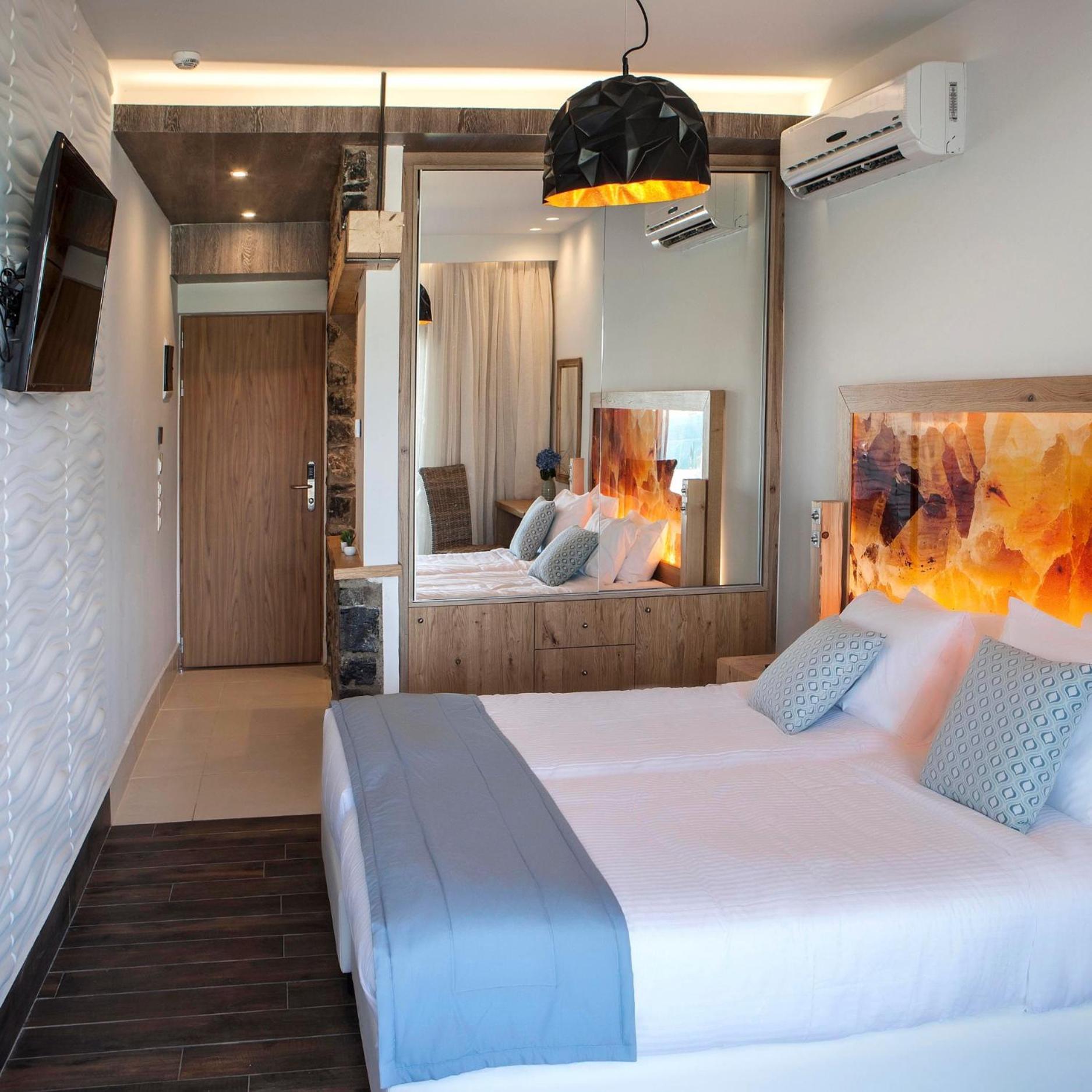 Double or Twin Room Garden View