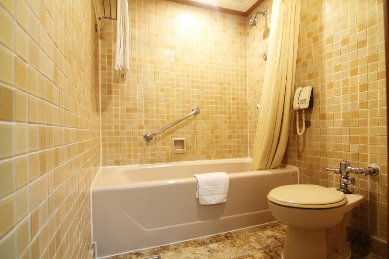 Park Tower (Staycation)