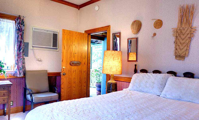 Queen Room