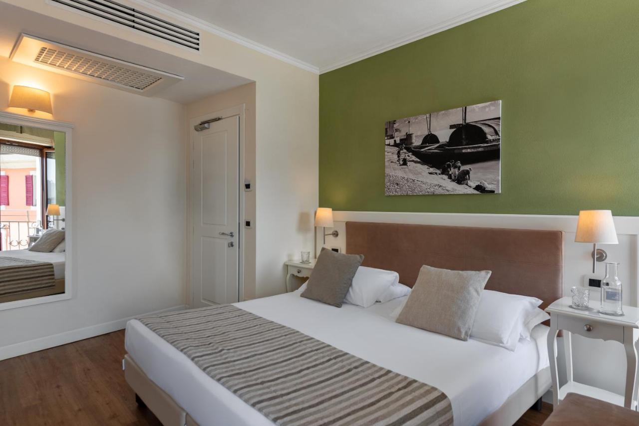 Double Room Lake View