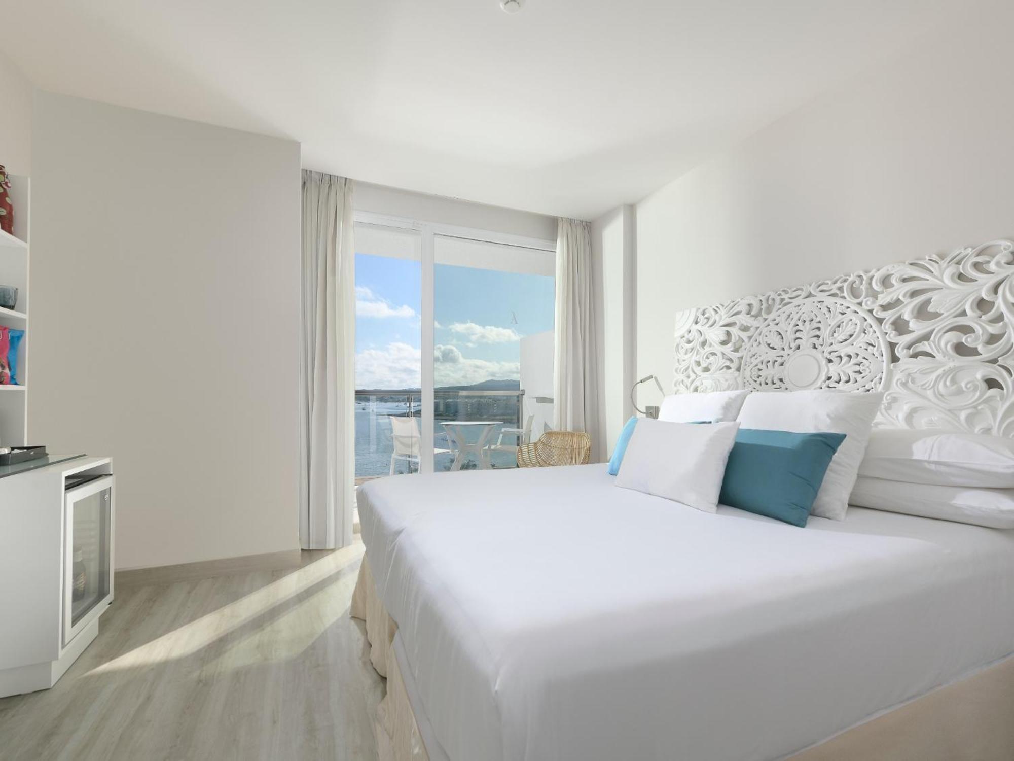 Quarto Duplo ou Twin Keep the Secret com Vista Piscina