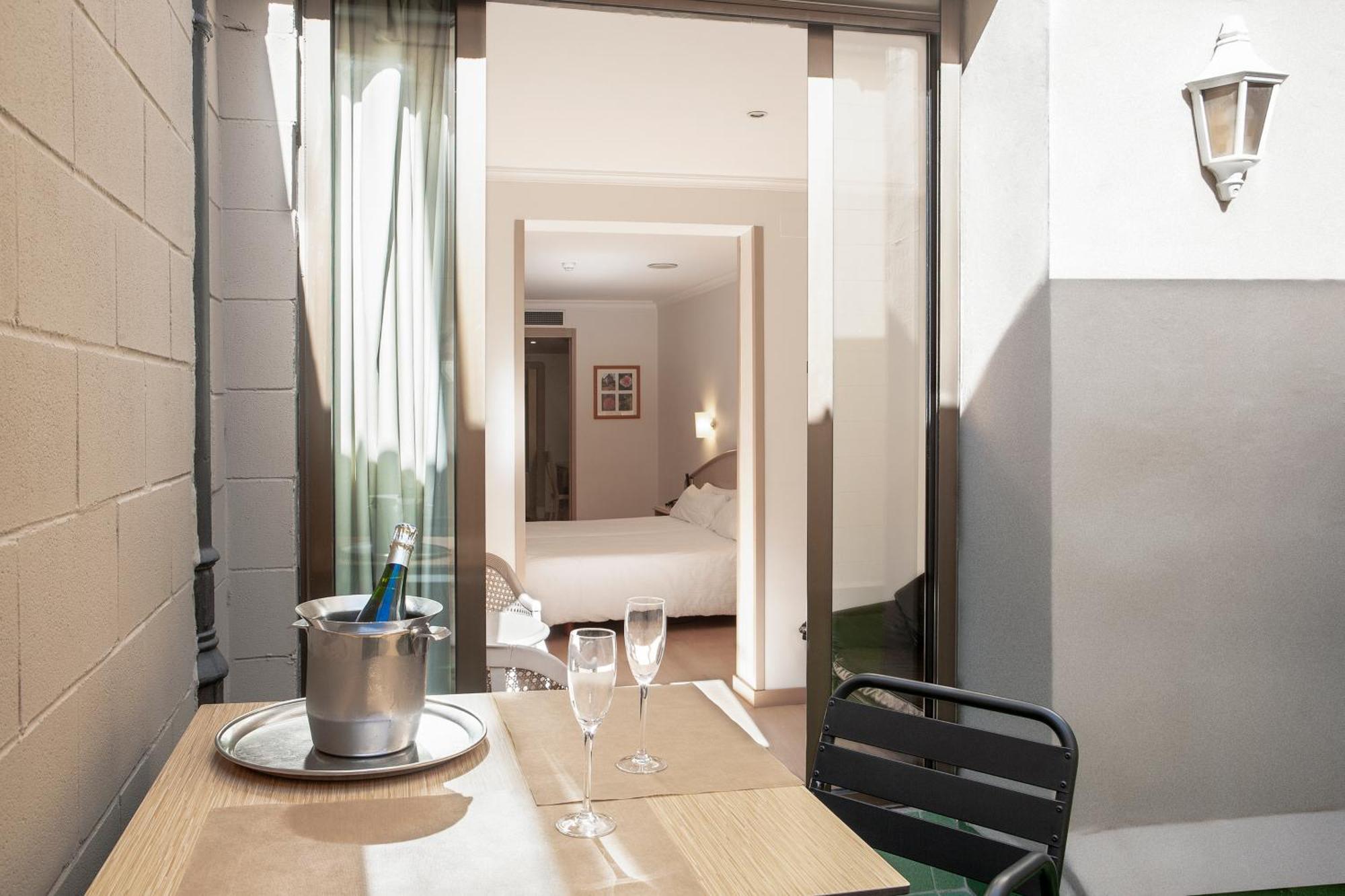 Twin Room Terrace