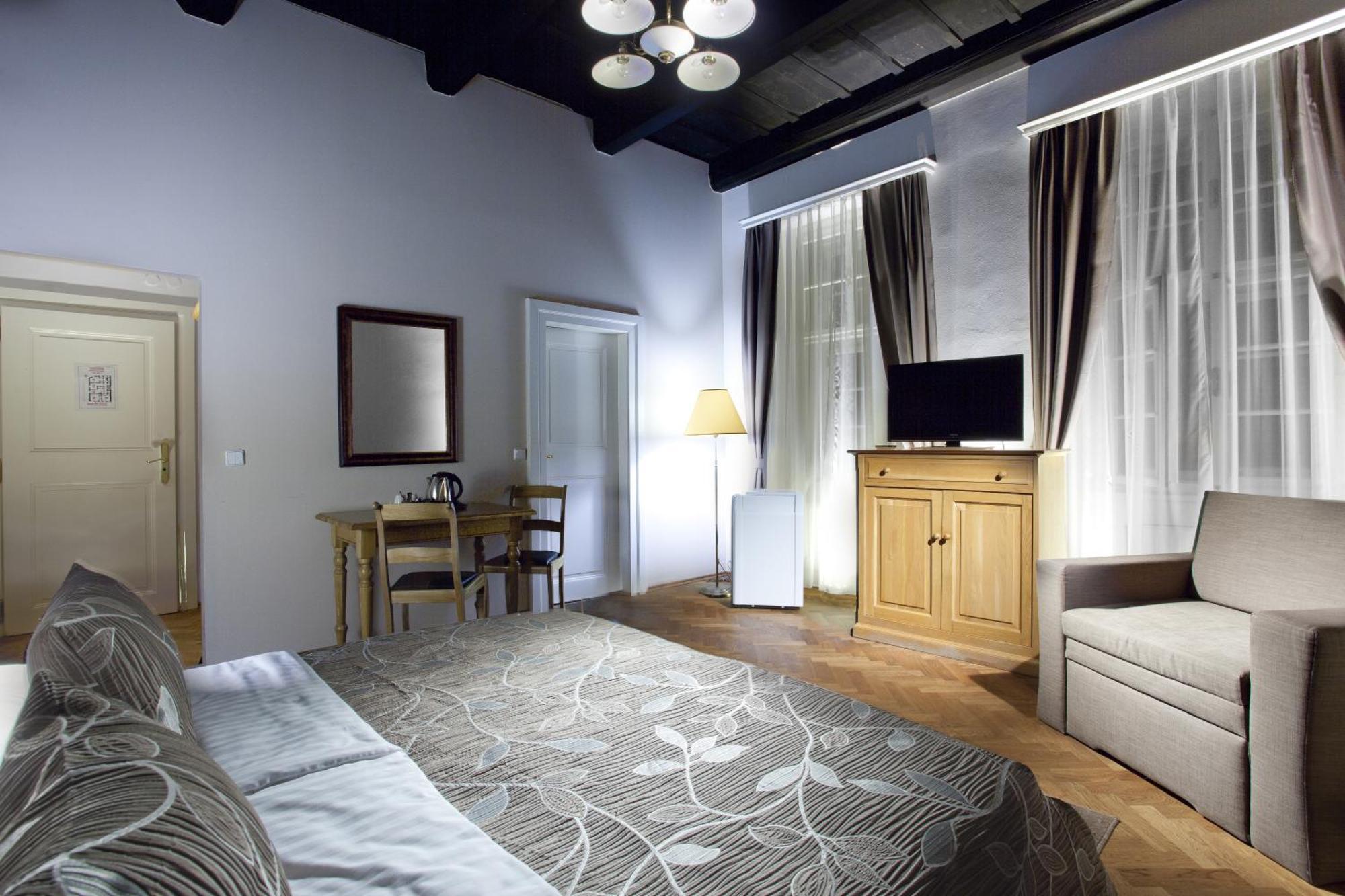 Superior Double Room Located the neighbouring house