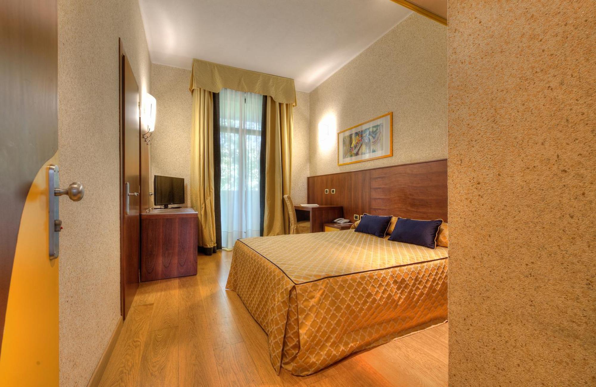 Superior Single Room