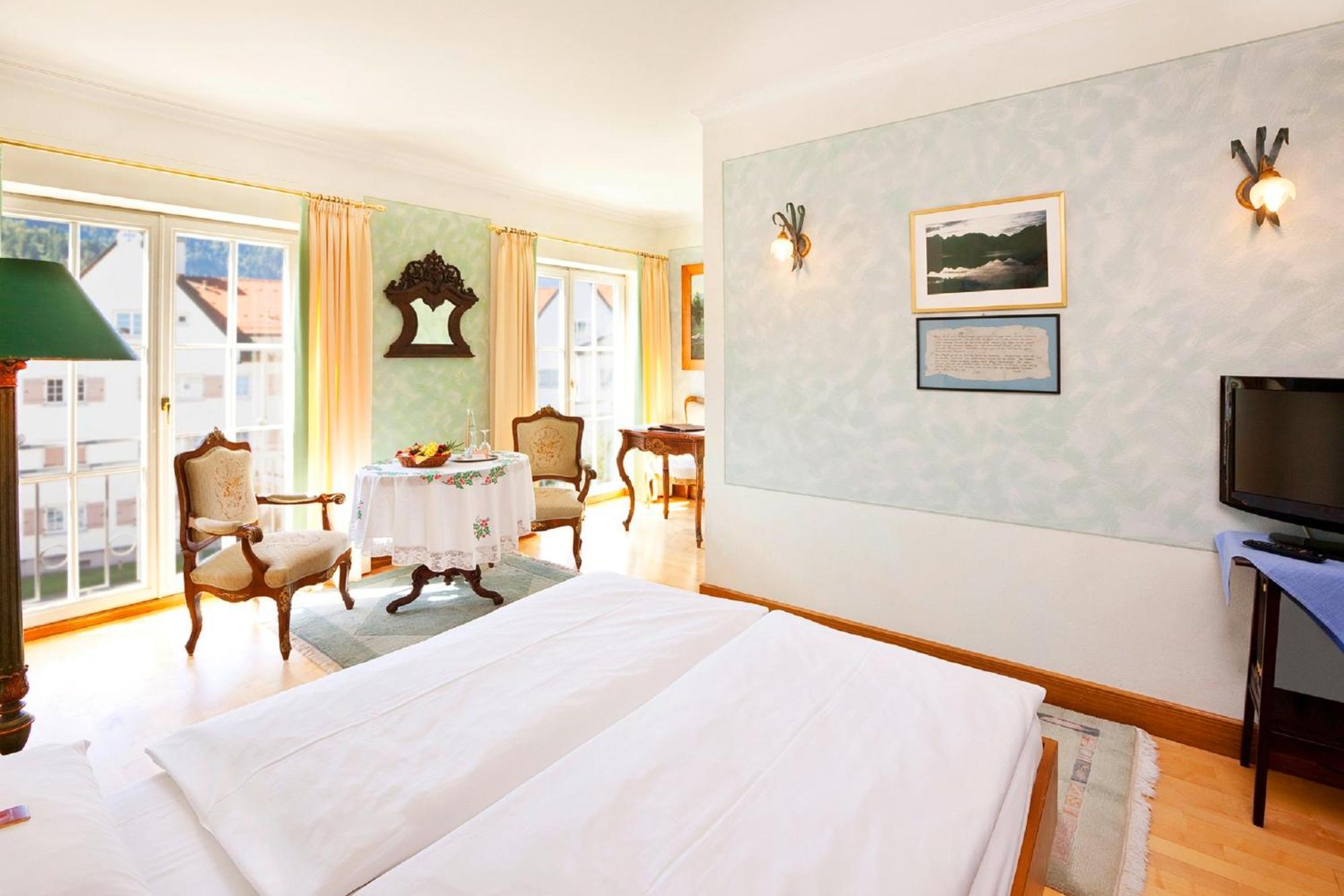 Themed Room main Building