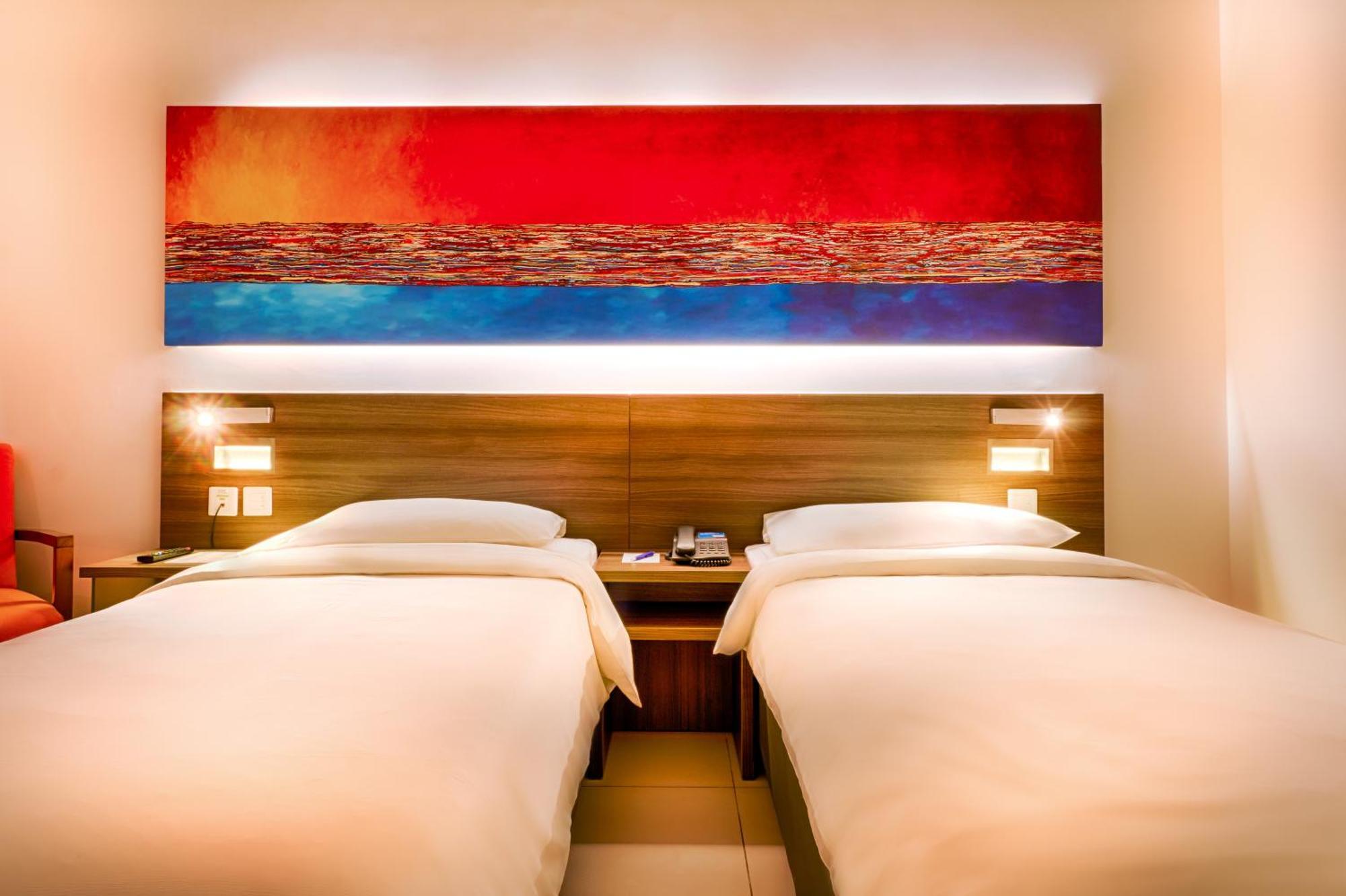 Twin Room F&B