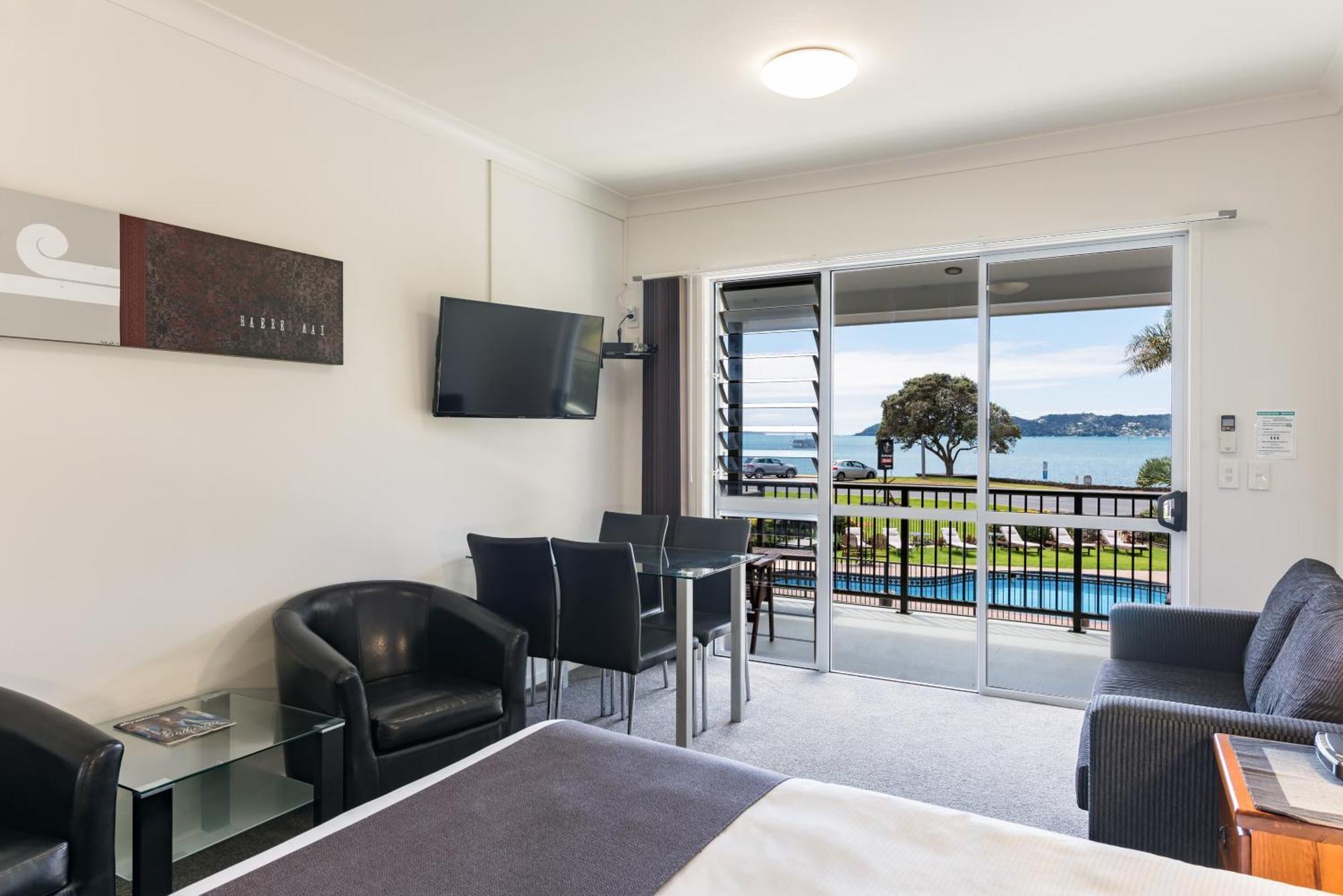 Deluxe Family Suite Sea View