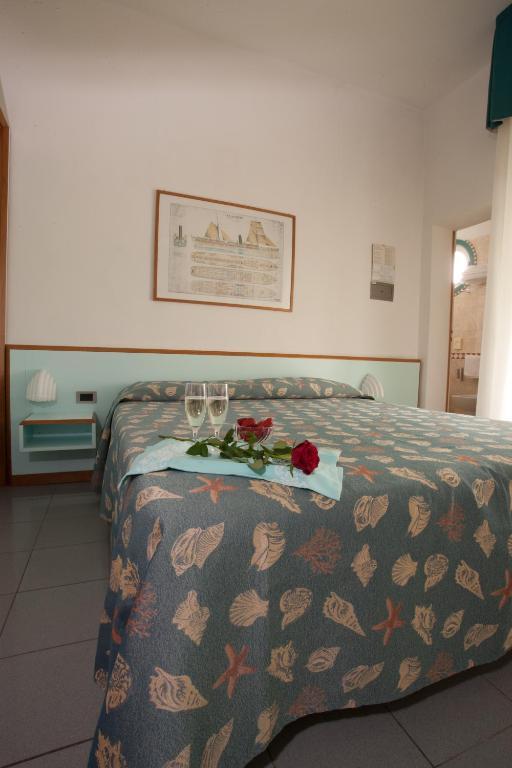 Quarto Standard com Cama de Casal ou 2 de Solteiro e Varanda
