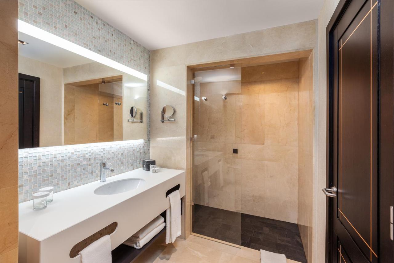 Deluxe Double Room Private Terrace