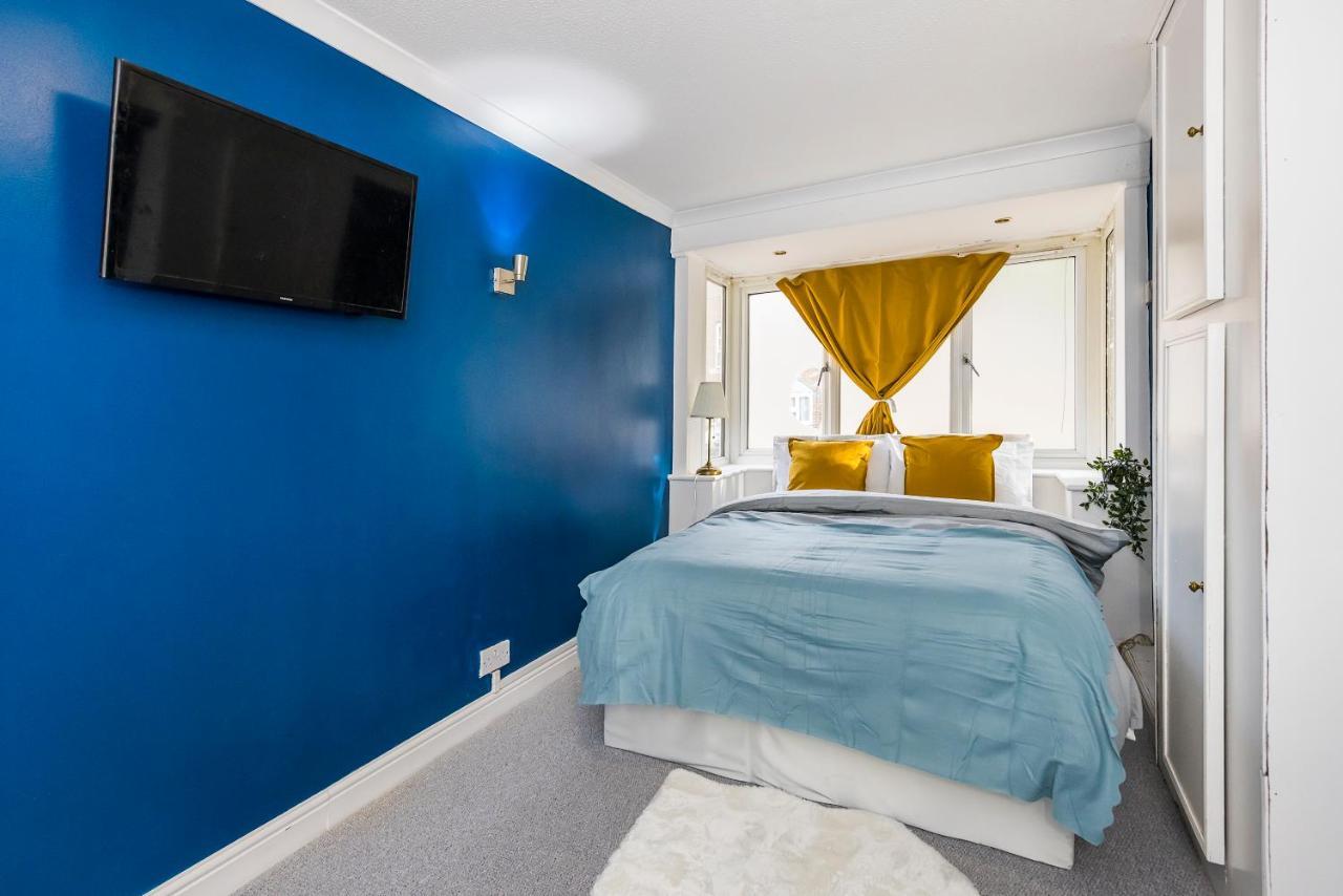 Double Room,1736014968:JPEG