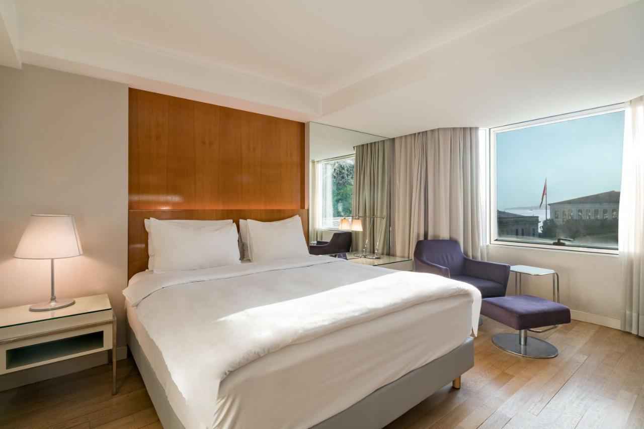 Premium Twin Room Partial Sea View