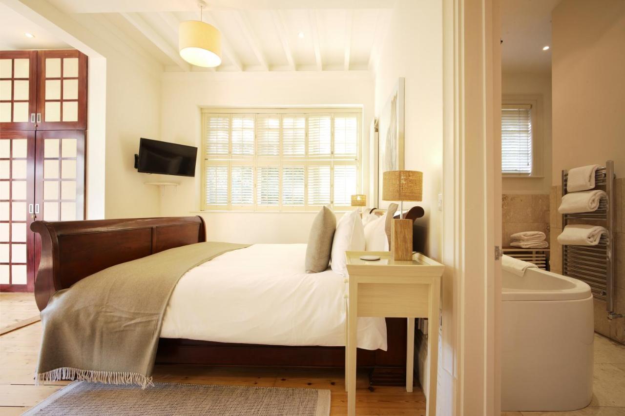 Superior Double or Twin Room Garden View