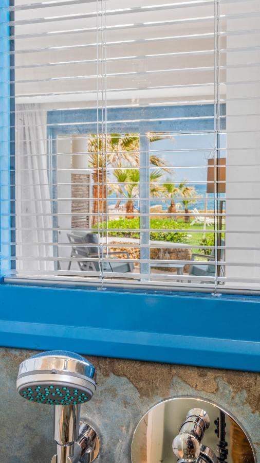 One-Bedroom Apartment Front Sea View