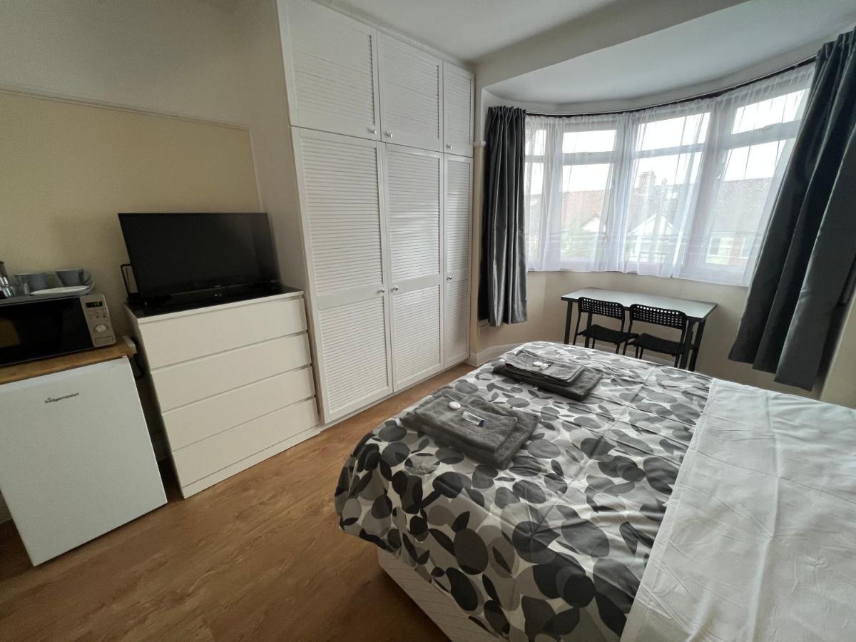 Double Room,1233718430:JPEG