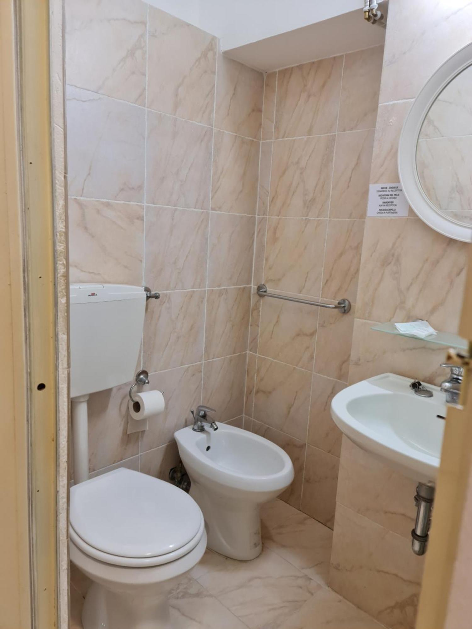 Single Room Private Bathroom