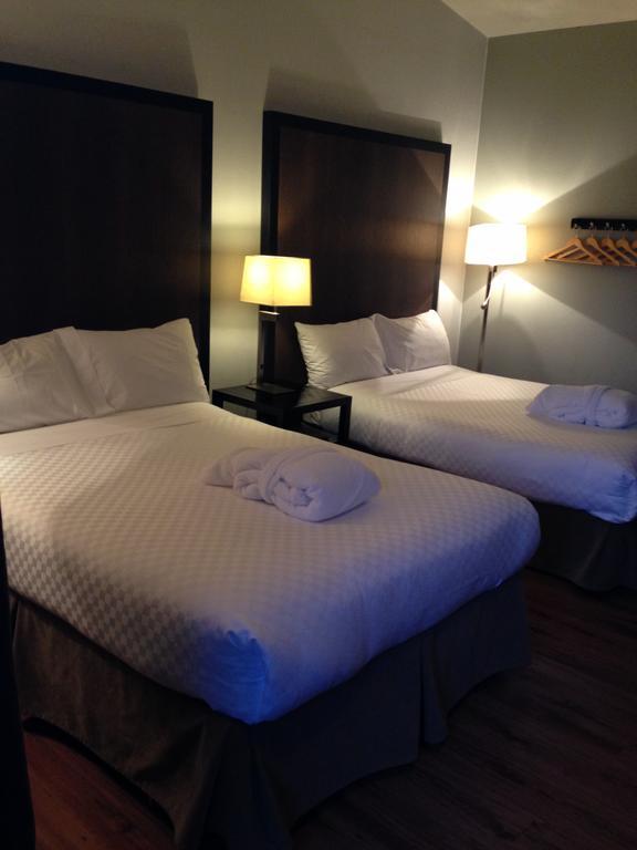 Double Room Two Double Beds