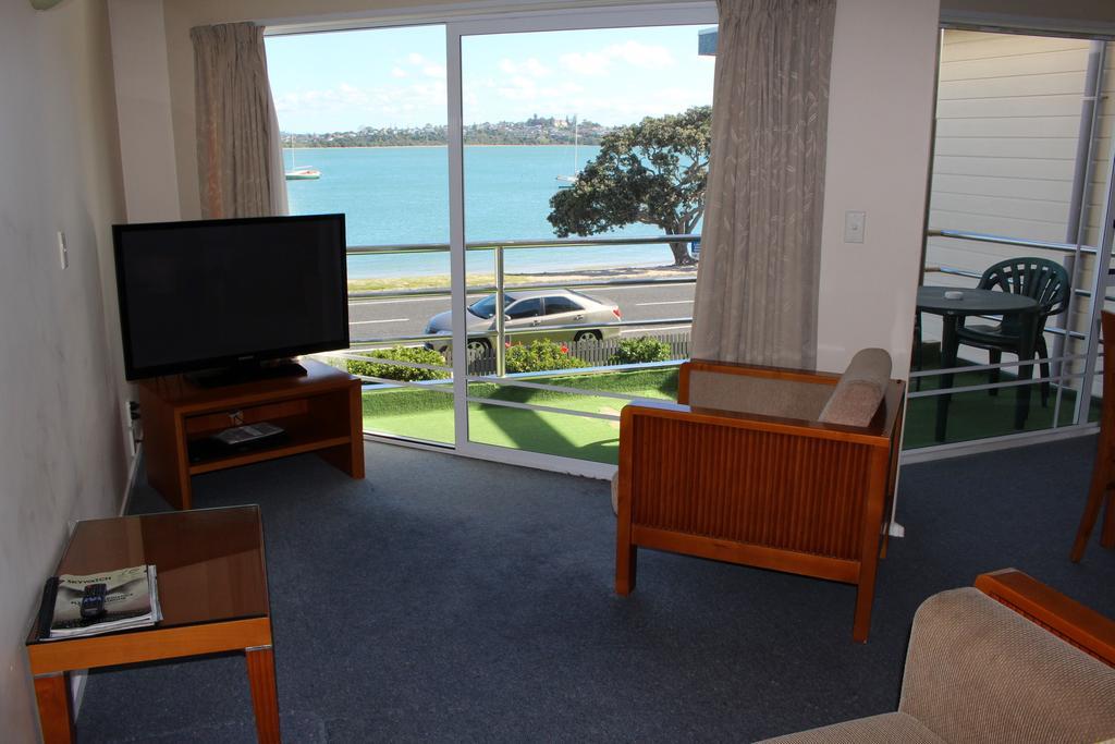 One-Bedroom Suite Loft Sea View Upper Floor