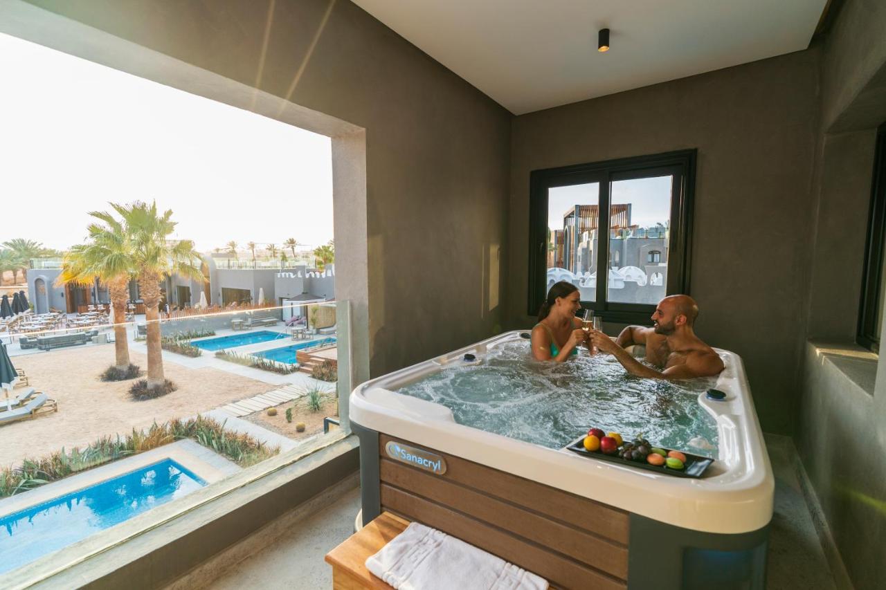 Tucana Jacuzzi Suite Posh Club