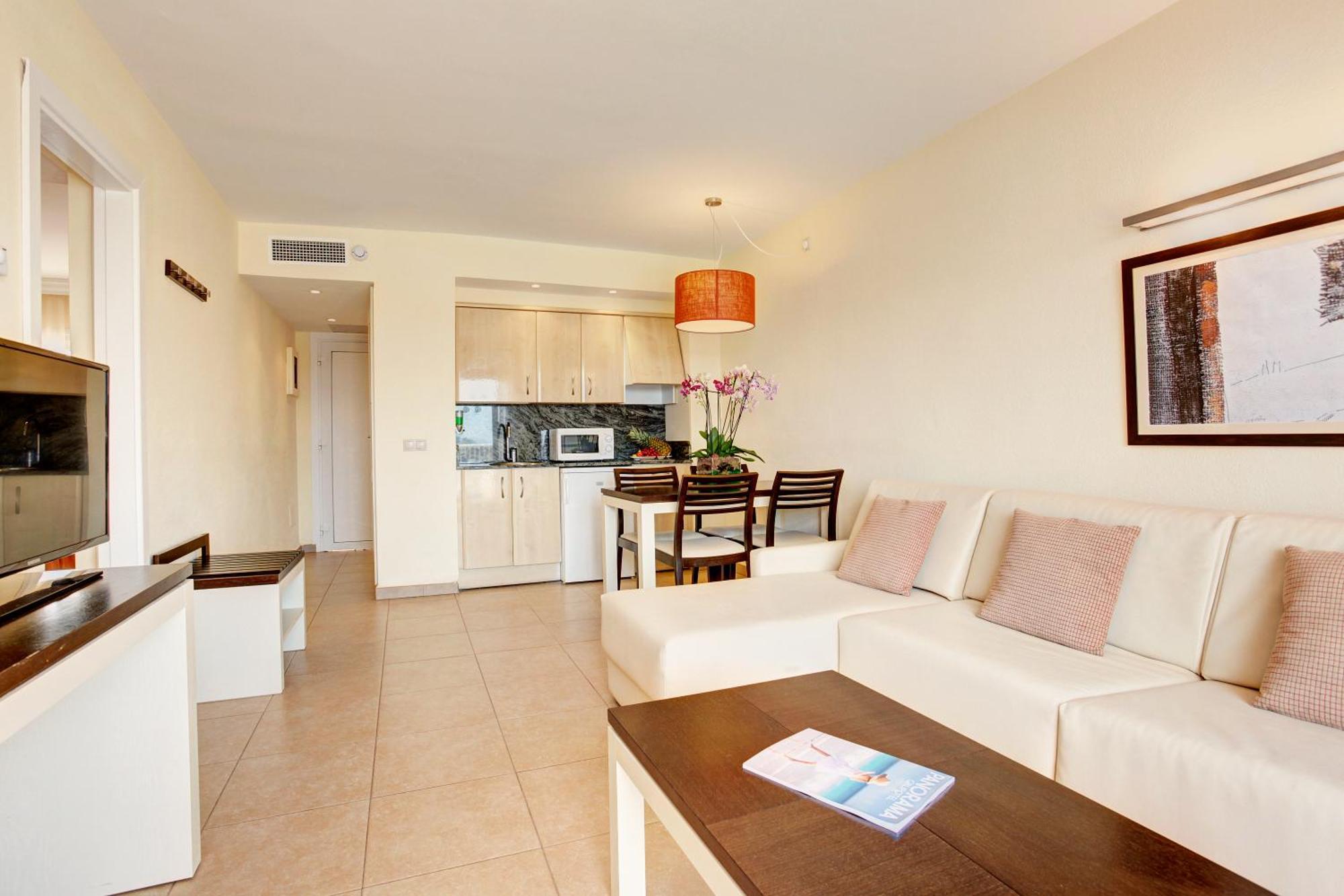 One-Bedroom Apartment Partial Sea View
