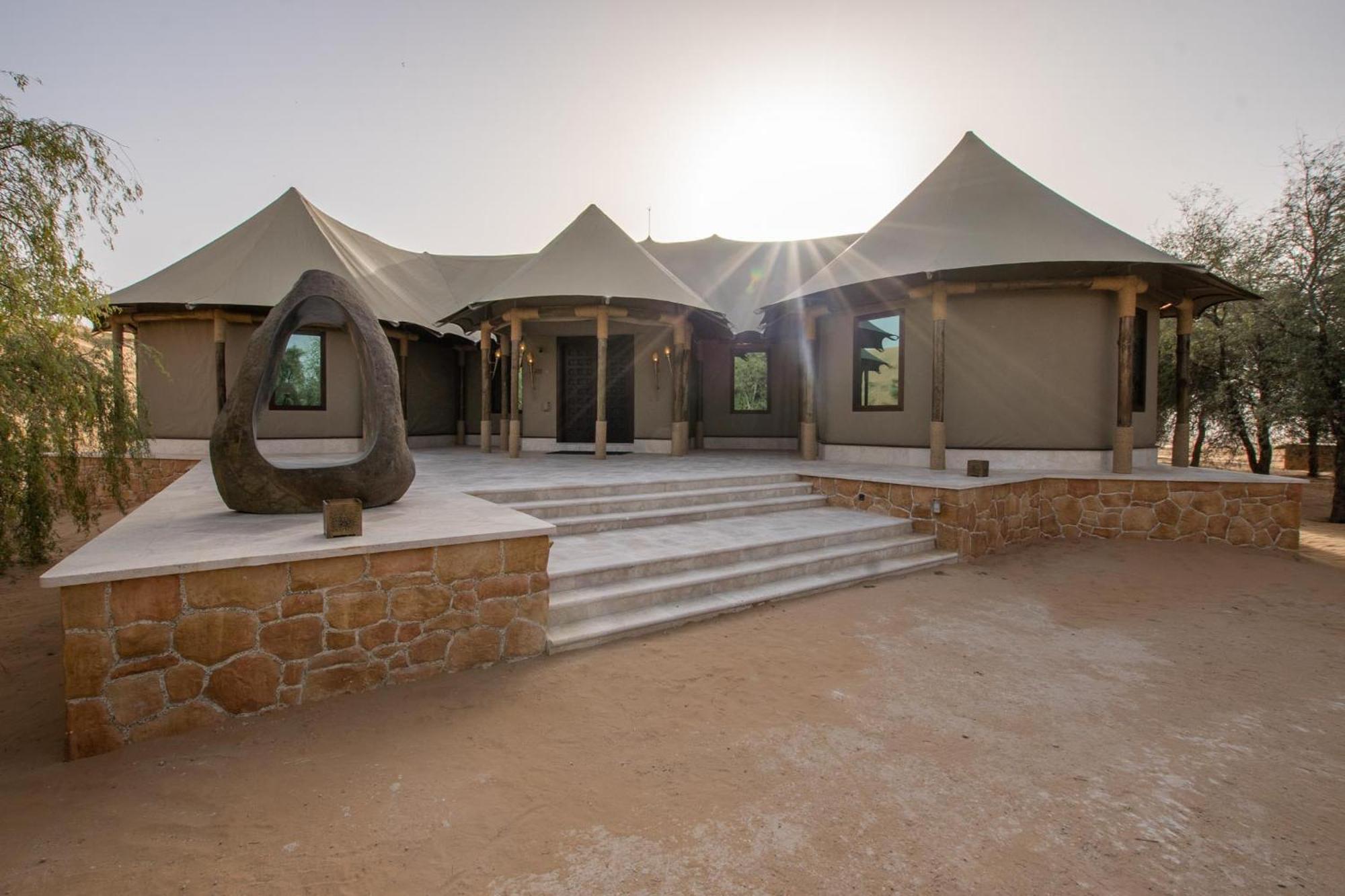 Reem Presidential Pool Villa