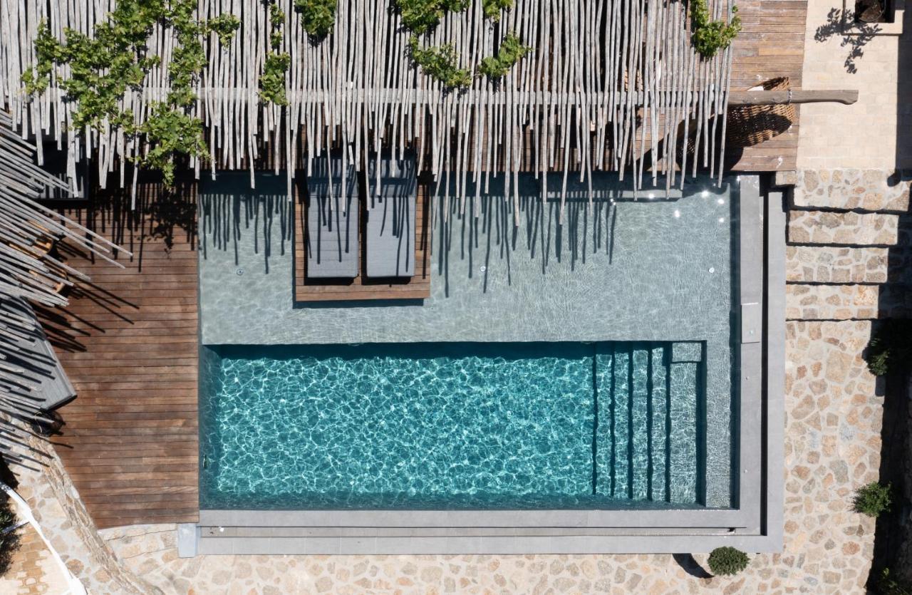 Superior Suite sharing pool Loulos