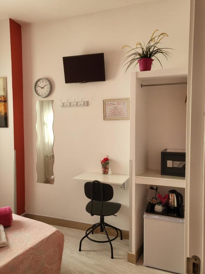 Single Room,1236806074:JPEG