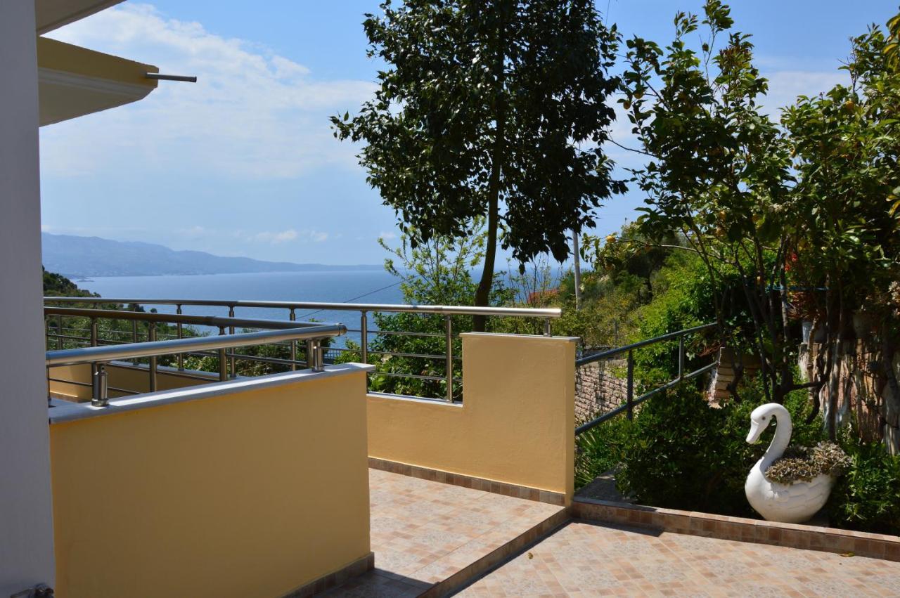 Studio Apartment Sea View