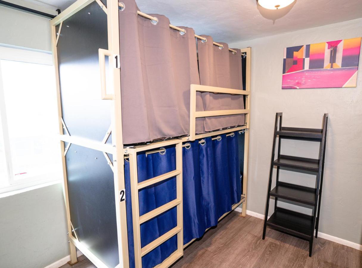 Bed 4-Bed Mixed Dormitory Room