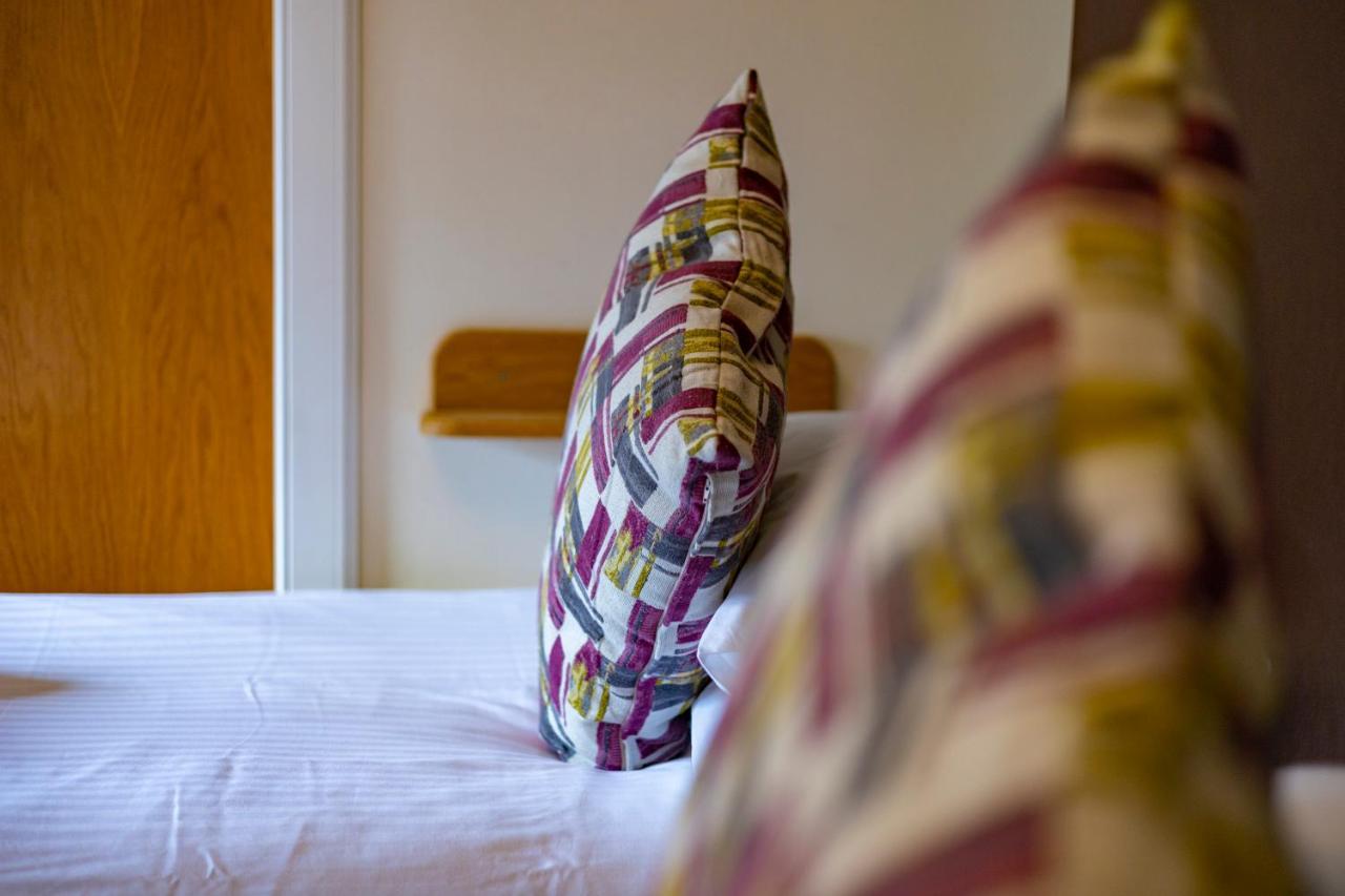Single Room Shower,1239573490:JPEG