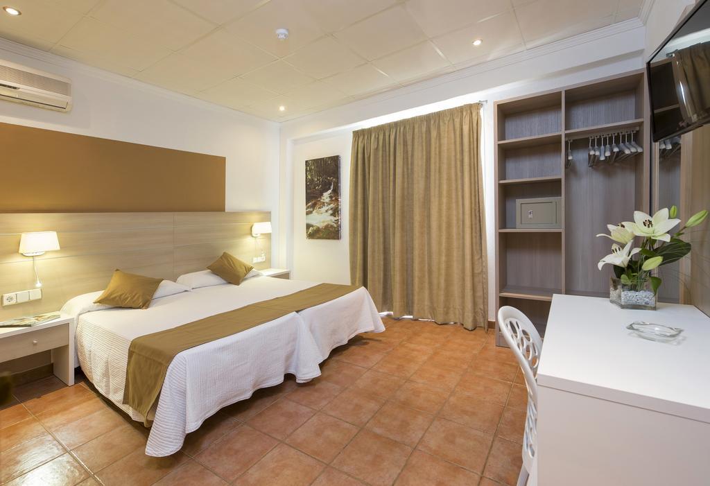 Habitación Doble con balcón - 2 camas