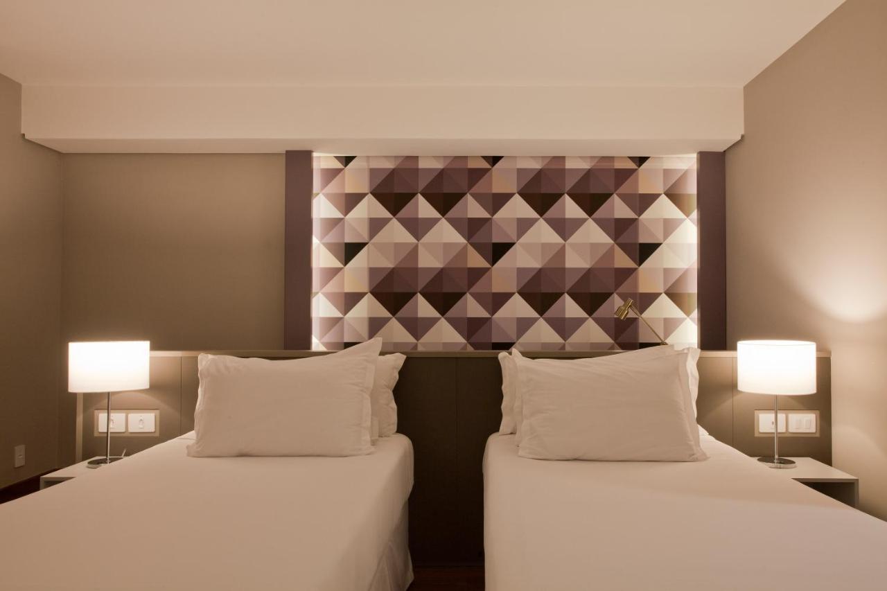 Quarto Twin Standard