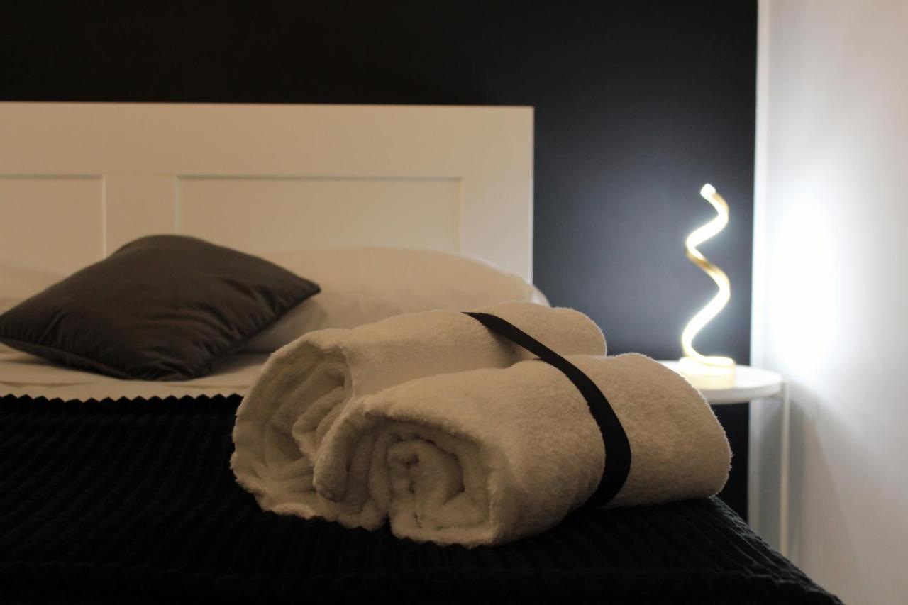 Single Room Balcony
