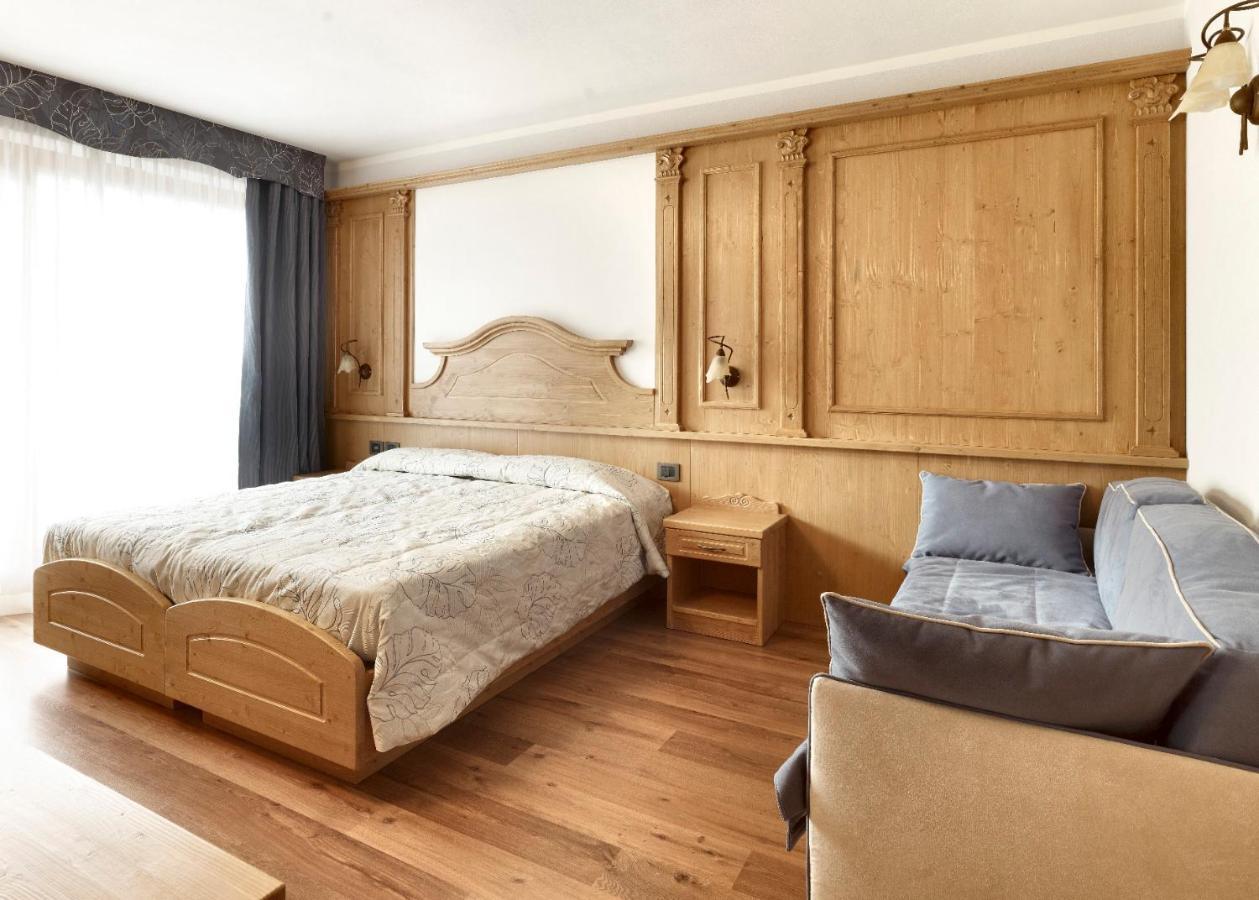 Quarto com Cama de Casal ou 2 de Solteiro e Vista