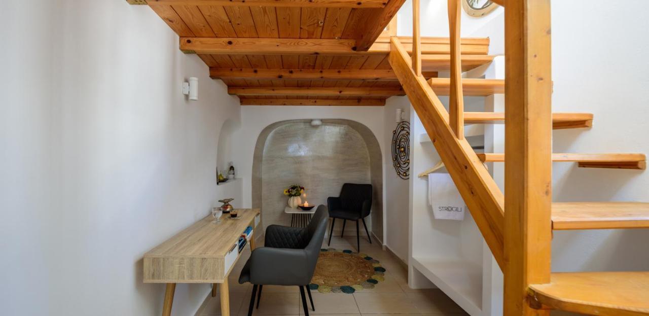 Standard Double Studio with Caldera View (2 Adults),215852540:JPEG