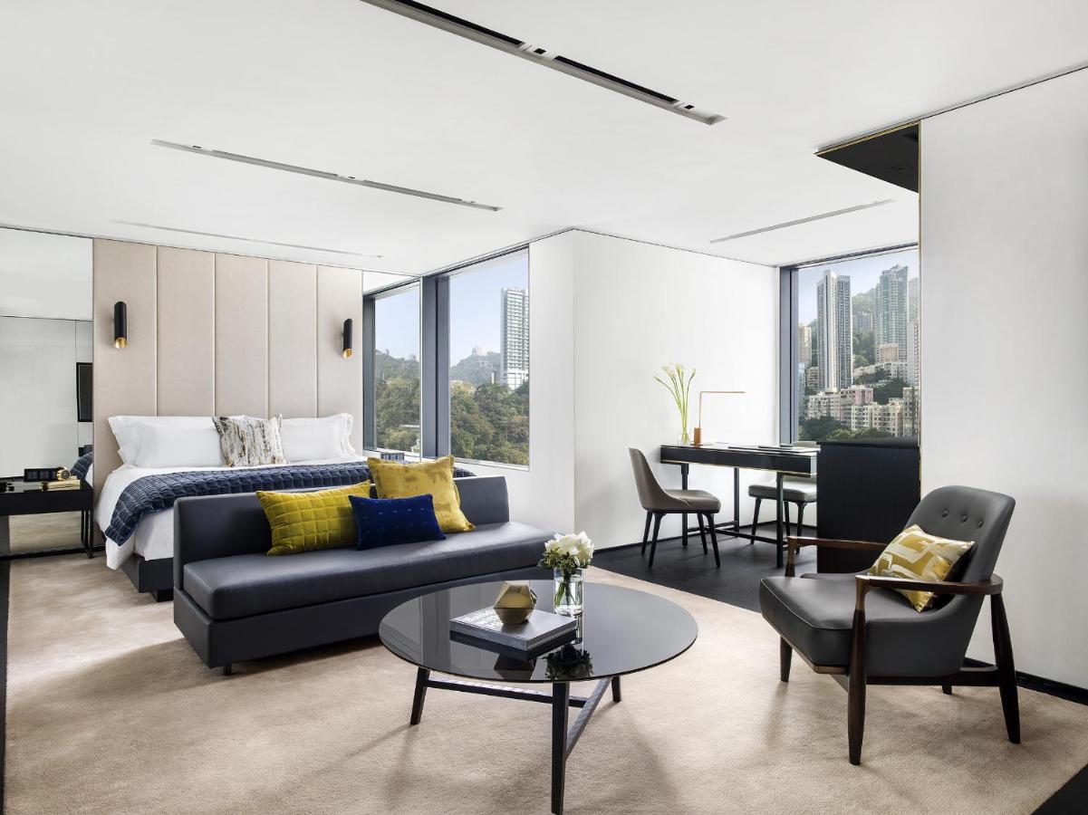 N2 Grand Room