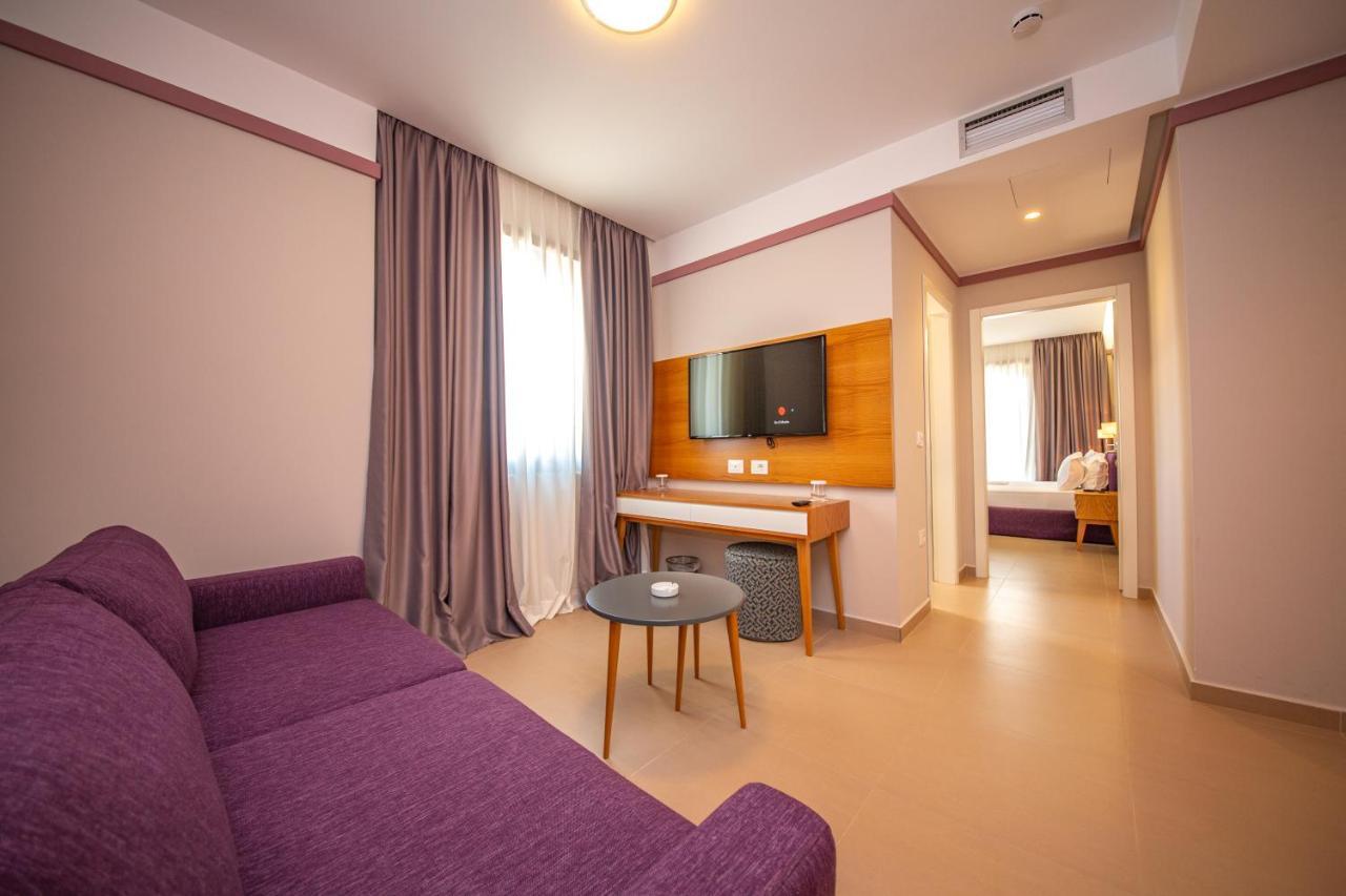 Deluxe Suite Sea View