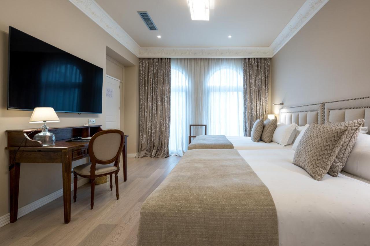 Junior Suite,1246989259:JPEG