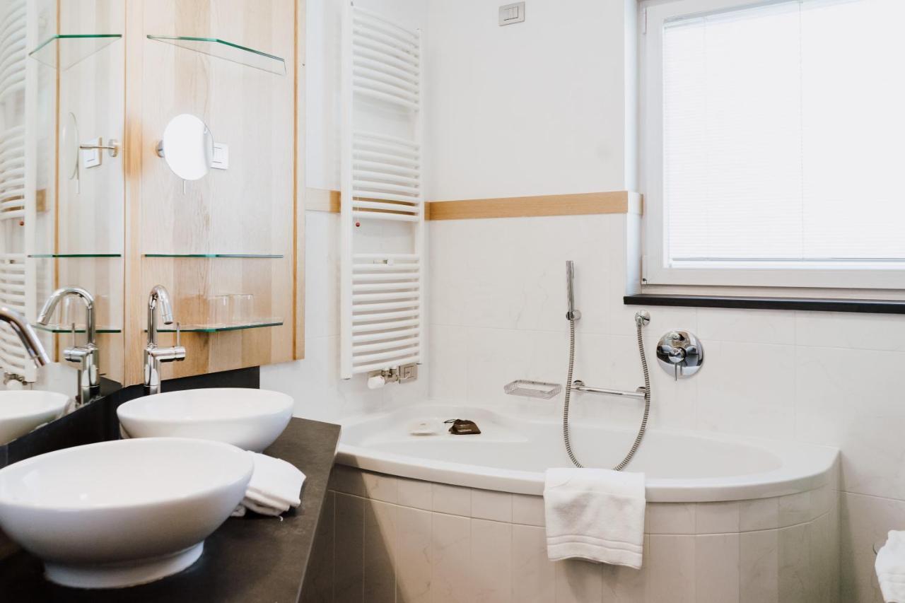 Deluxe Double Room Balcony