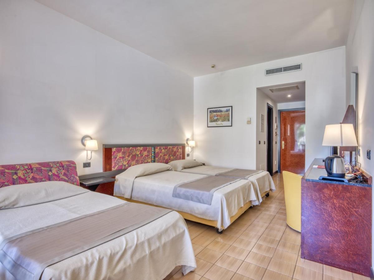Habitación Cuádruple Económica