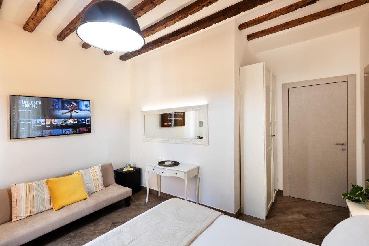 Large Double Room