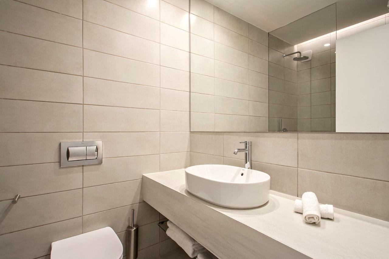 Standard Room Inland view